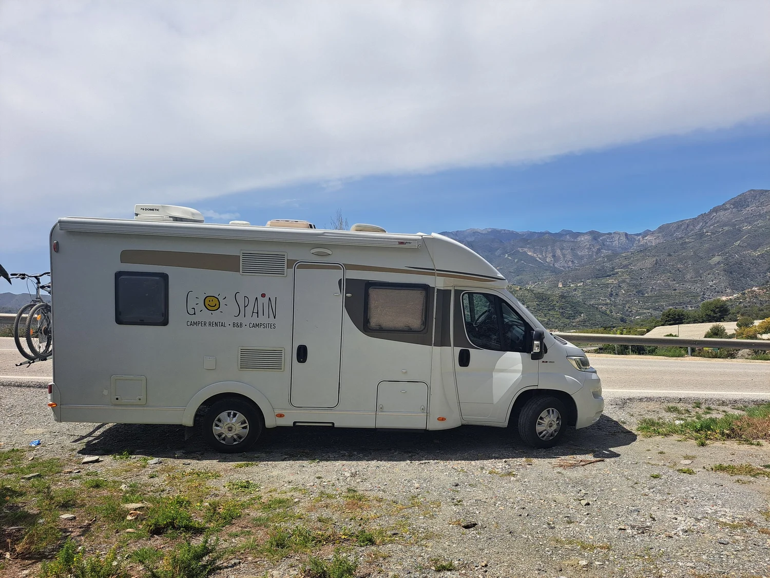 Camper Ardales langs de kust
