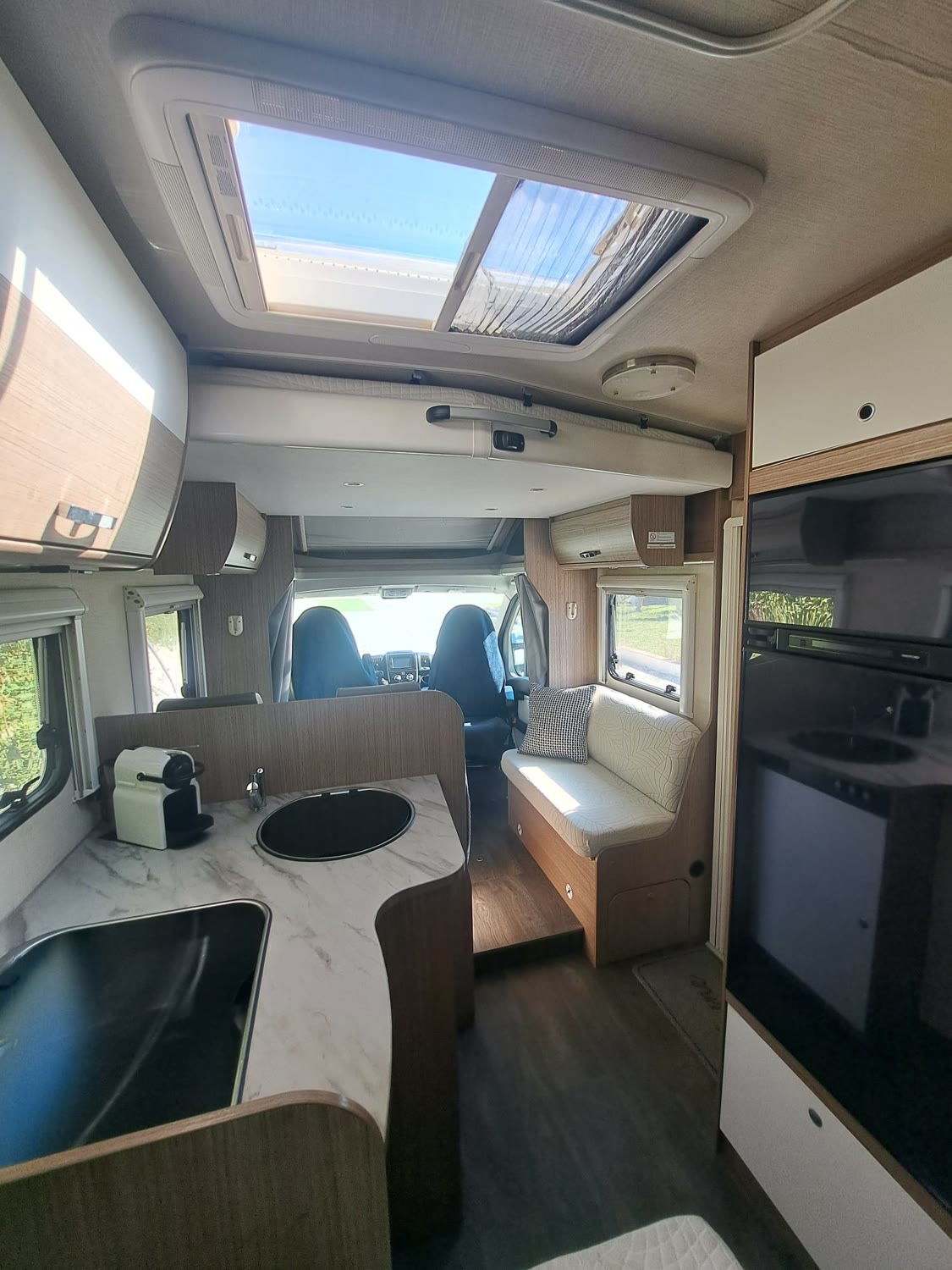 Camper Ardales interior